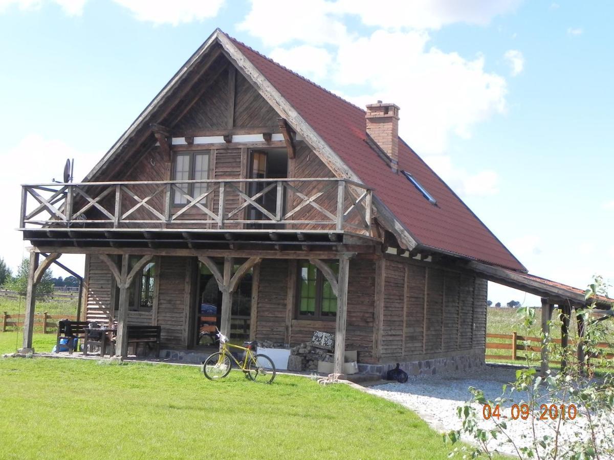 Dom Nad Jeziorem Lakorz Экстерьер фото